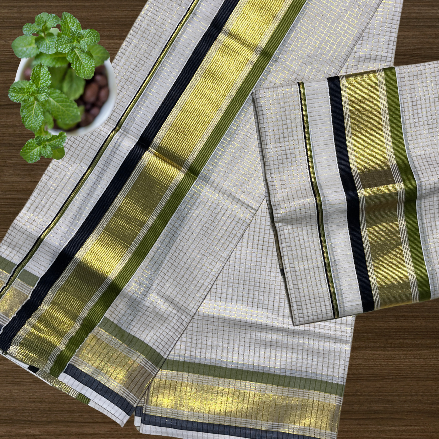 Premium Kuthampully Set Mundu with Full Body Checked Design and Kasavu/Colour Border