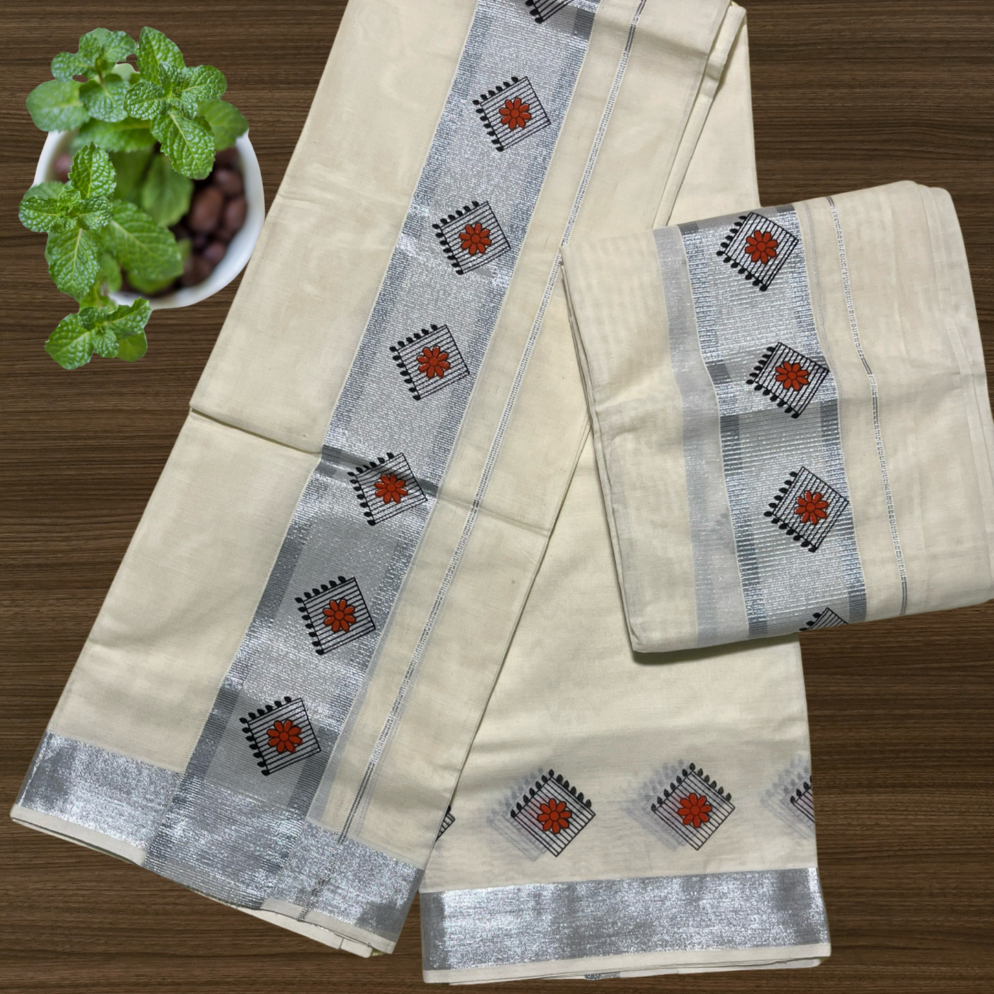 Premium Kuthampully Cotton Set Mundu with Silver Kasavu Kara and Floral design