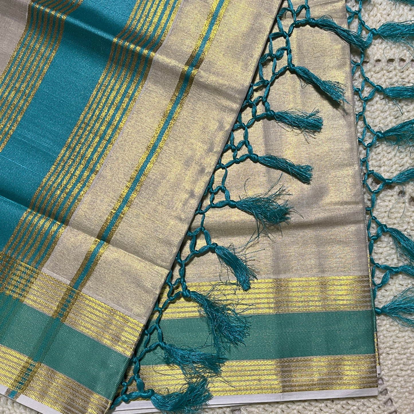 Premium Kuthampully Kerala Tissue Saree with Gold & Teal Kasavu/Border